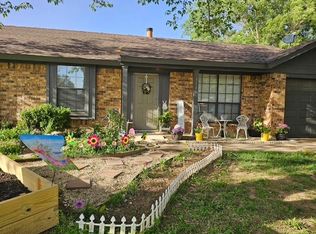3511 Wentworth Dr, Arlington, TX 76001