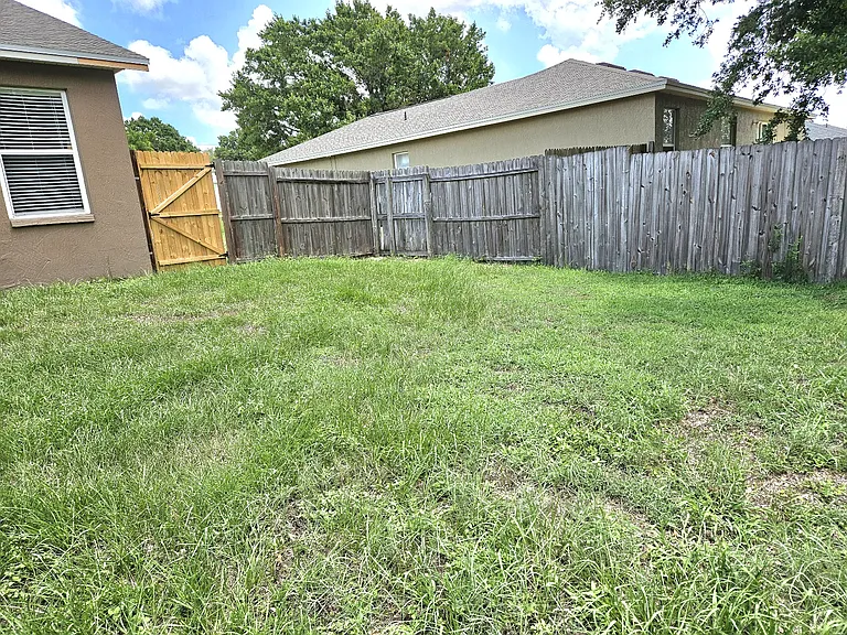 2783 Hickory Ridge Dr — Photo 9