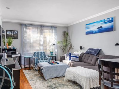3976 57th St APT 3G, Flushing, NY, 11377