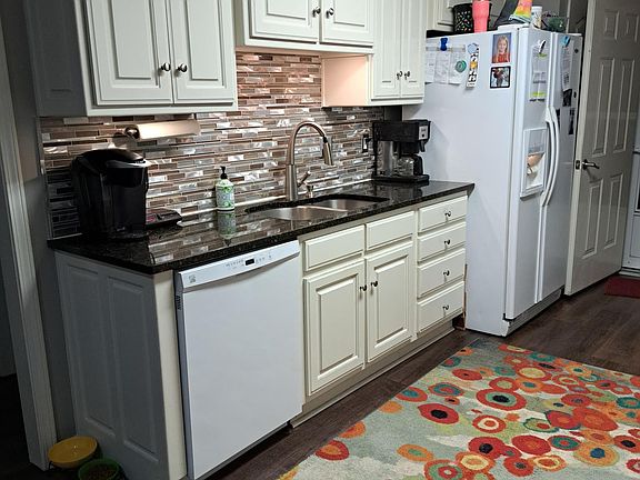 Dishwasher and Electric Stove