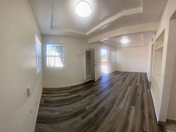 4th image of 3435-3437 46th St