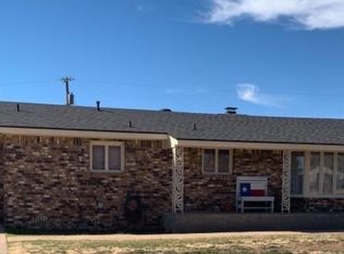 1111 Avenue J, Abernathy, TX 79311