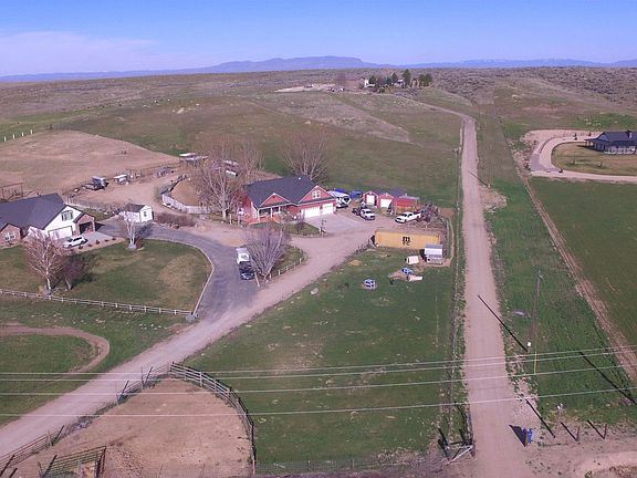 4th image of 2580 Sand Hollow Rd