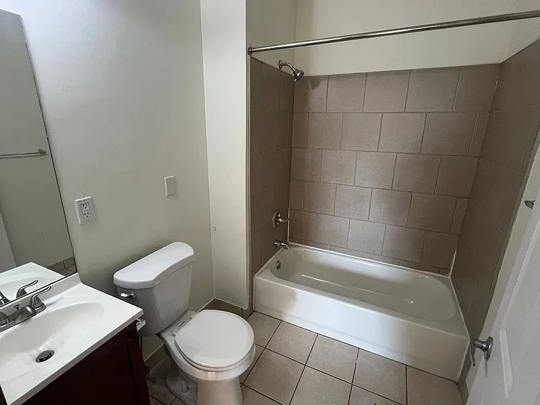 24-28 E 15th — Photo 11