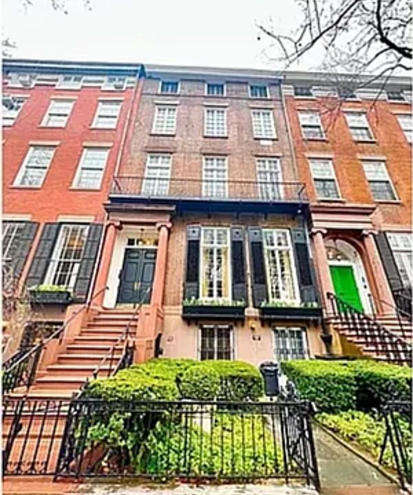 1st image of 23 Washington Sq N #1F