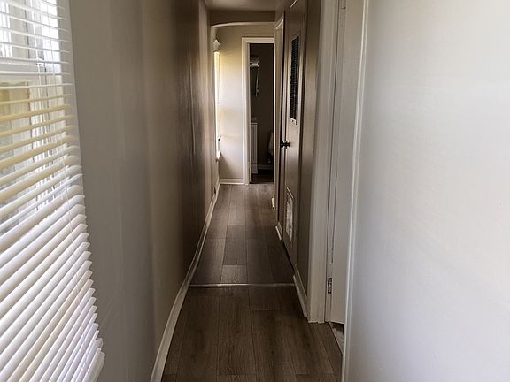 4th image of 811 Cummings Ave Unit 2