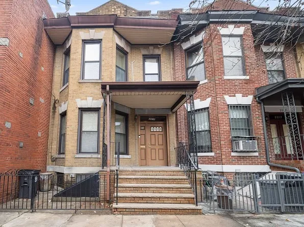 2015 Menahan St #2, Ridgewood, NY 11385