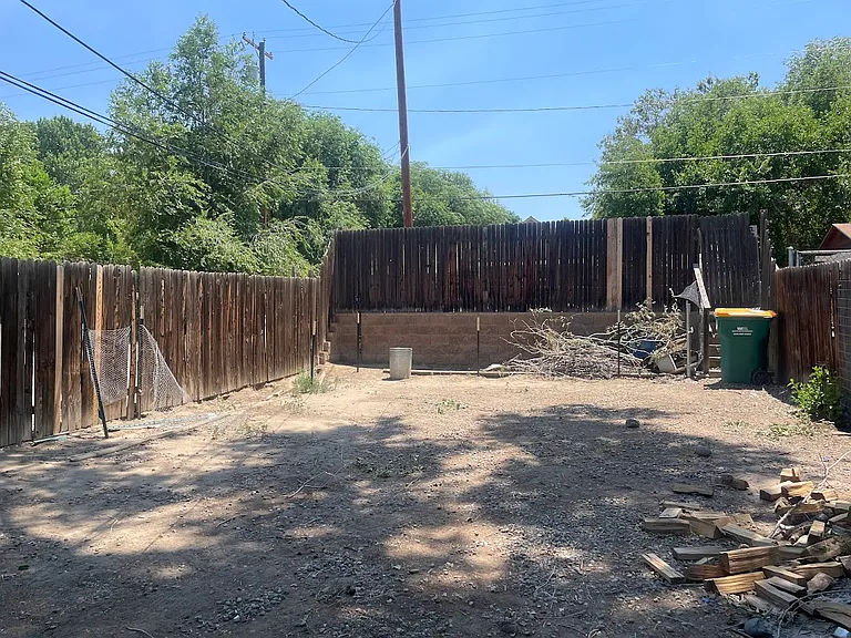 314 S Main Ave — Photo 20