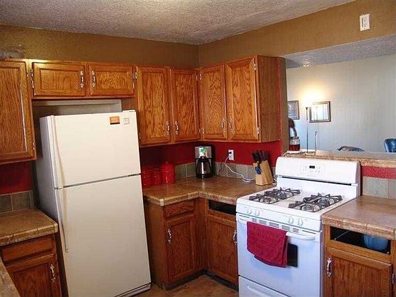 5th image of 6714 Everitt Ct NW