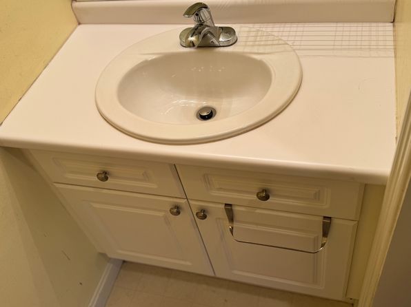 40 Barrington Ave UNIT 404