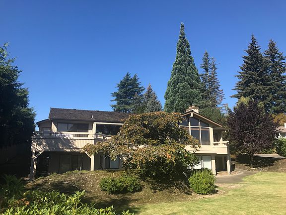 2nd image of 9449 NE 20th St