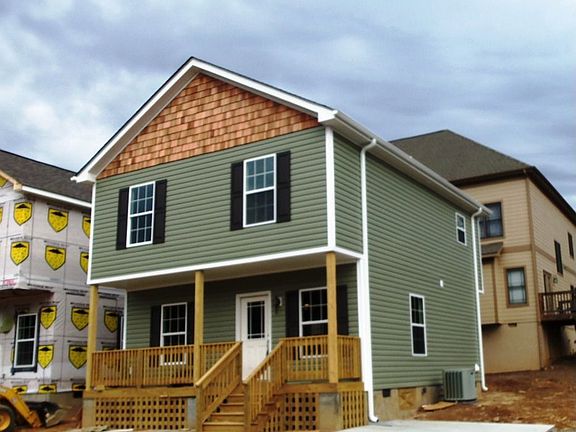 10 x 16 patio in back