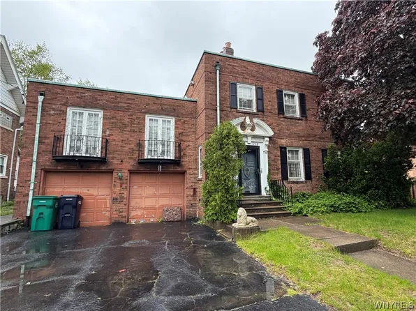 1228 Ferry Ave, Niagara Falls, NY 14301