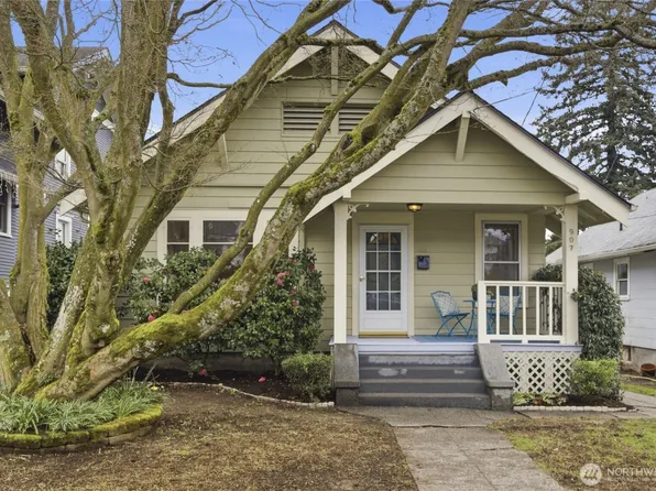 907 NW 61st Street, Seattle, WA 98107