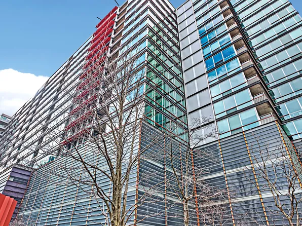 800 Elgin Rd APT 1221, Evanston, IL 60201