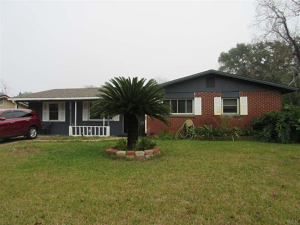 1st image of 109 Cowrie Ave SW