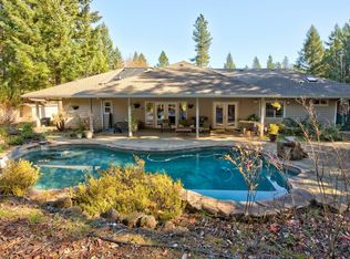 281 Red Rock Ln, Grants Pass, OR 97527