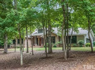 3526 Stonegate Dr, Chapel Hill, NC 27516