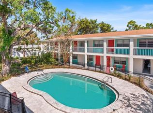 2855 51st St S APT 8, Saint Petersburg, FL 33707