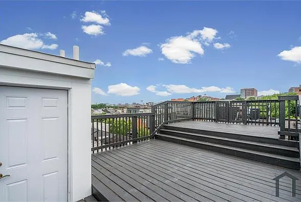 1723 E Lombard St — Photo 35