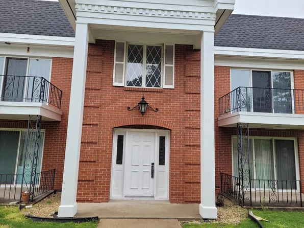 1411 Brookside Dr APT 2, Munster, IN 46321