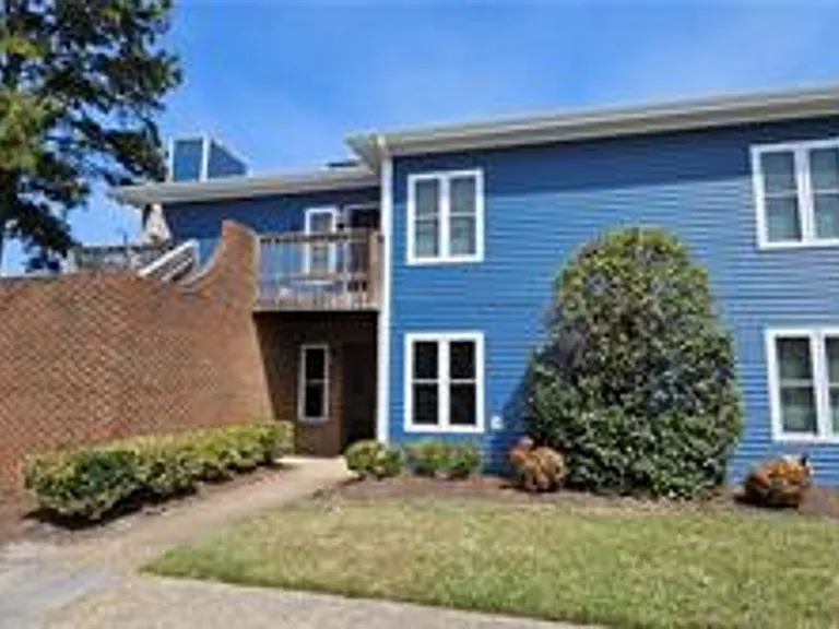 150 Loflin Way — Photo 1