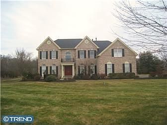 1st image of 1900 Park Dr