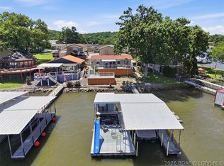 2202 Spring Cove Rd, Sunrise Beach, MO 65079