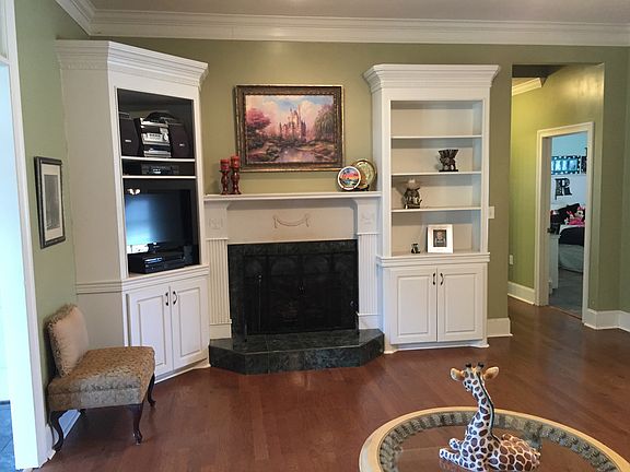 Living Room with Fireplace