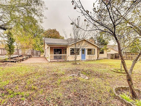 5th image of 3213 Western Dr