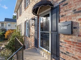 214 Duncan Ave #A, Alexandria, VA 22301