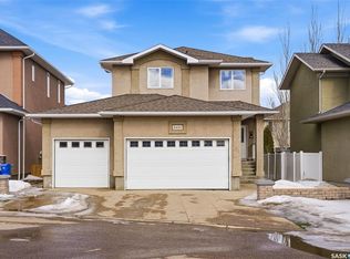 2451 Linner Bay, Regina, SK S4V1K3