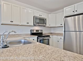 8 Jacqueline Way APT 324, Westbrook, ME 04092