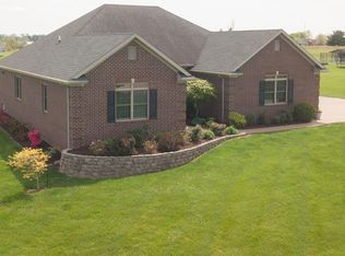 10311 Meadowlark Hills Rd, Chandler, IN 47610