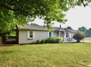 315 Roberts St, Groveland, IL 61535
