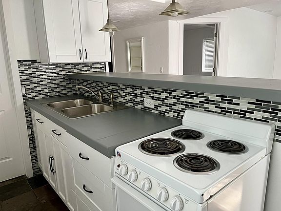 4th image of 1461 W Palace Way Unit B