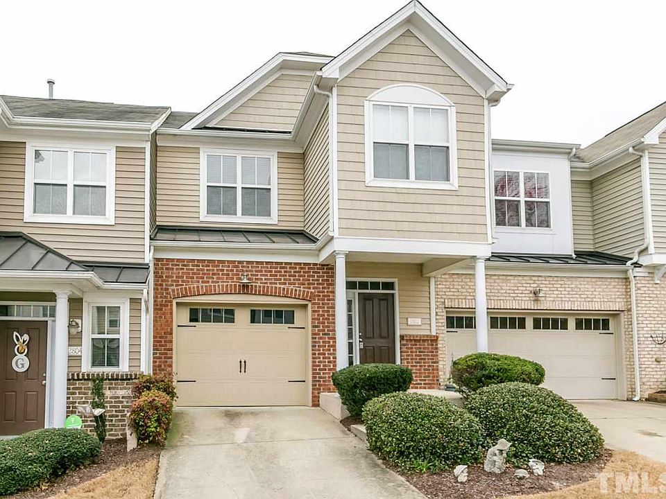 1st image of 2802 Casona Way