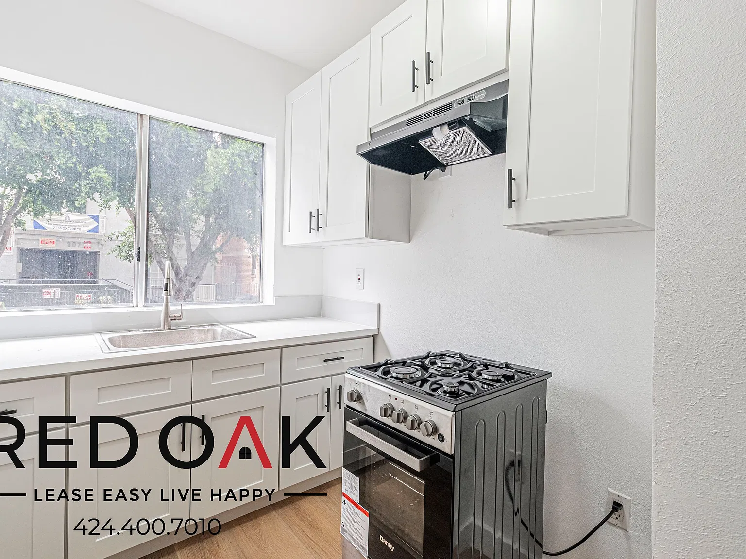 1454 W 3rd St — Photo 4