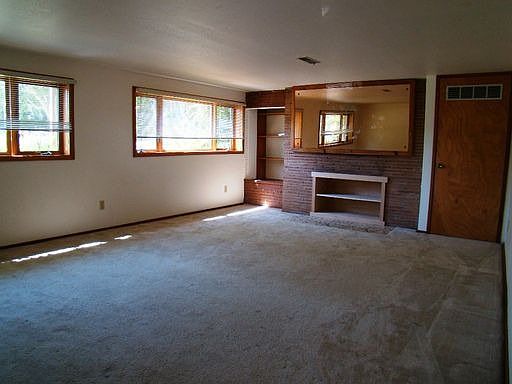 2nd image of 6548 17th Ave NW