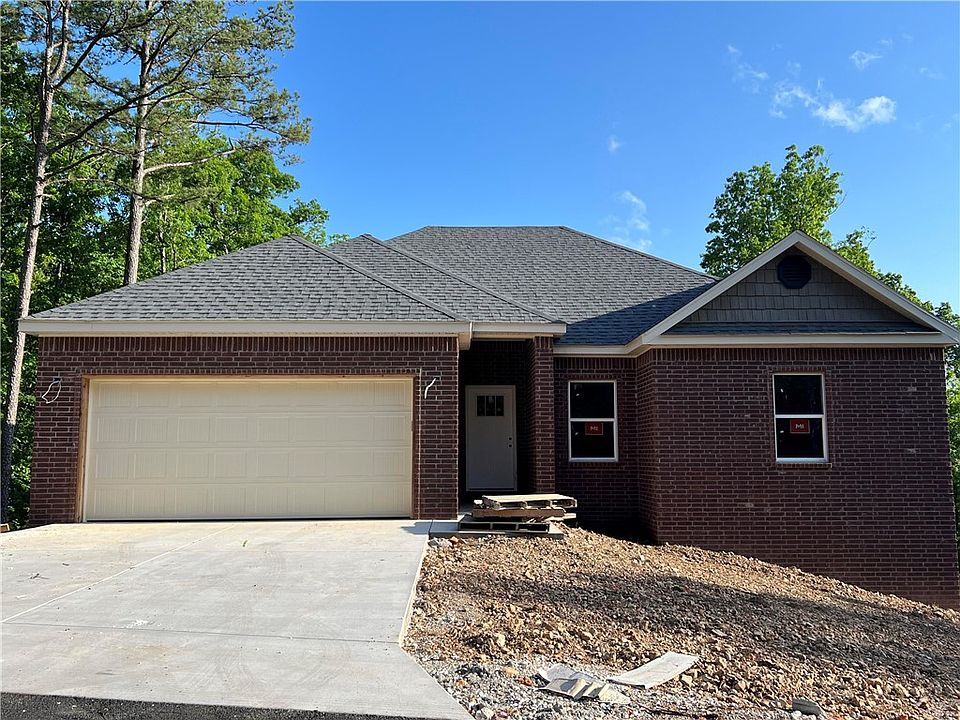 1st image of 9 Greta Ln