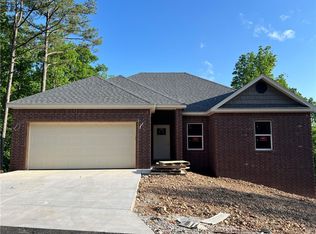 9 Greta Ln, Bella Vista, AR 72715