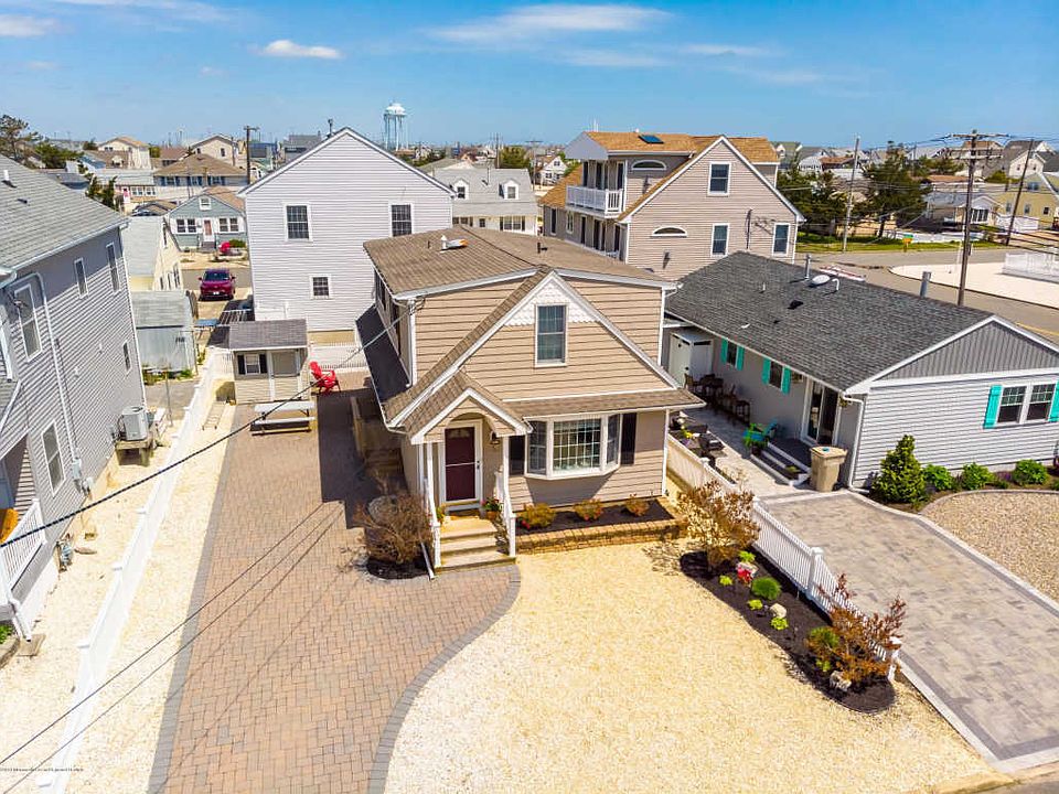 202 Sprague Ave, Seaside Park, NJ 08752 Zillow