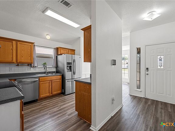 5th image of 2814 Blackburn Dr