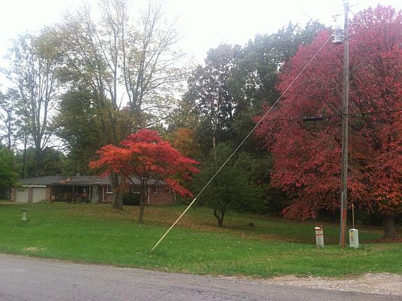2nd image of 8190 Beech Grove Rd