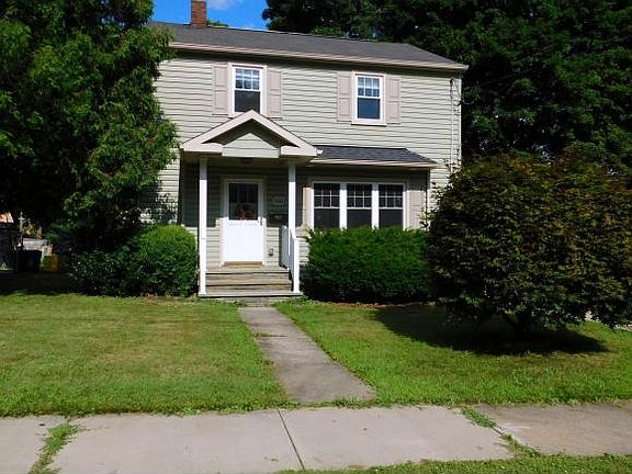 2nd image of 310 Bundy Ave
