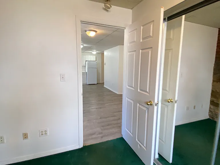5752 Ellsworth Ave #11-C — Photo 30
