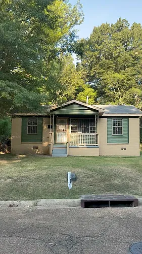 3853 Warner Ave Photo 1