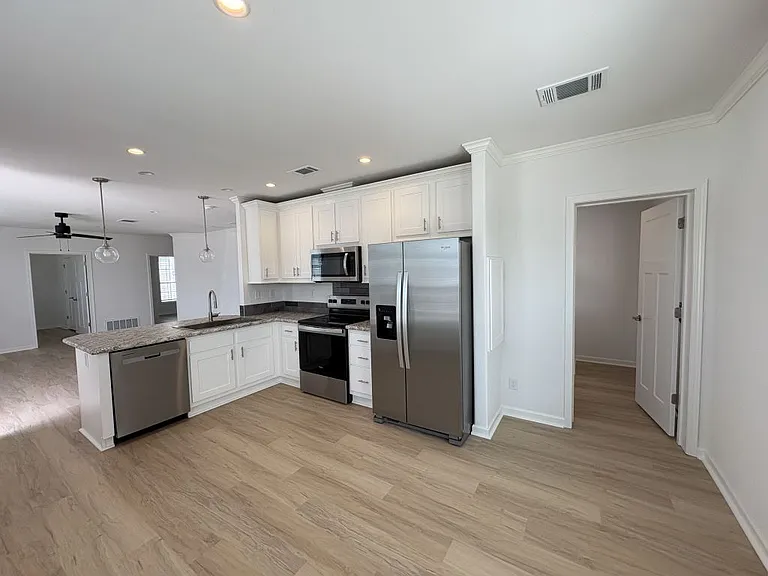 1646 Voyager Dr #392 — Photo 19