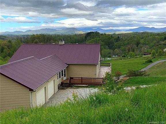 2nd image of 222 Sunset Mountain Dr