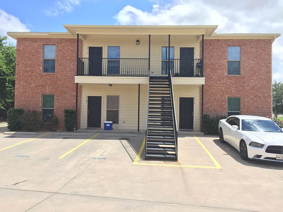 1st image of 2102 Breezy Drive # Fl 1ST